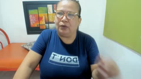 beckyummys online show from 12-10-24, 11:54