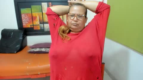 beckyummys online show from 12-14-24, 04:09