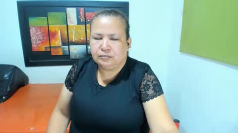 beckyummys online show from 02-12-25, 11:40