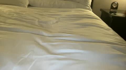 bed_bottom online show from 09-30-25, 05:45