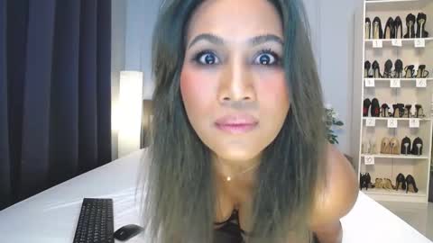 Bee if you ever see the girl who can take 12 inch all the way inside the ass try me online show from 10-22-25, 02:01