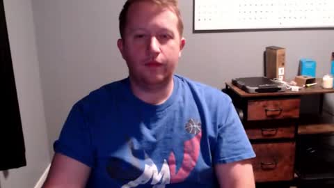 Snapshot of beefystr8guy chatting on 01-14-26, 07:03 MascDadBod online show from 01-14-26, 07:03