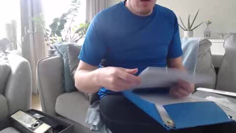 beejee88 online show from 04-12-26, 11:26