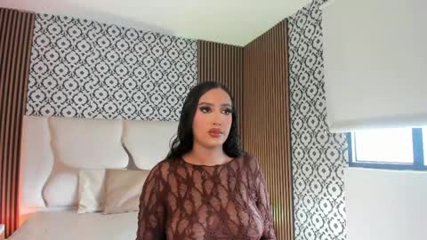 BELLA online show from 05-08-26, 12:54