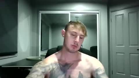 Snapshot of beelzebubxo chatting on 12-04-25, 11:41 beelzebubxo online show from 12-04-25, 11:41