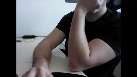 Snapshot of beenee3 chatting on 04-03-26, 08:56 beenee3 online show from 04-03-26, 08:56