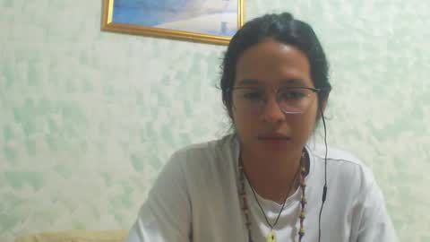 Snapshot of beentage chatting on 12-20-24, 08:17 Alex online show from 12-20-24, 08:17