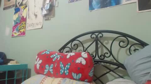 Snapshot of beentage chatting on 12-30-24, 01:26 Alex online show from 12-30-24, 01:26