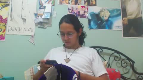 Snapshot of beentage chatting on 01-05-25, 03:32 Alex online show from 01-05-25, 03:32