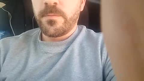 Snapshot of beerman198710 chatting on 01-08-25, 10:37 beerman198710 online show from 01-08-25, 10:37