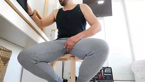 Snapshot of beerman198710 chatting on 02-16-25, 11:38 beerman198710 online show from 02-16-25, 11:38