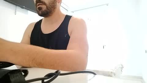 Snapshot of beerman198710 chatting on 02-17-25, 09:24 beerman198710 online show from 02-17-25, 09:24