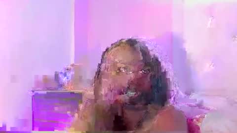 Snapshot of behla_rouseh chatting on 10-28-25, 01:53 Behla Rouseh online show from 10-28-25, 01:53