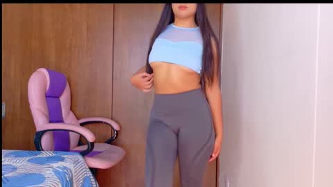 Snapshot of being__evil chatting on 09-28-25, 09:42 being__evil online show from 09-28-25, 09:42