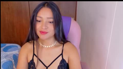 Snapshot of being__evil chatting on 10-04-25, 11:52 being__evil online show from 10-04-25, 11:52