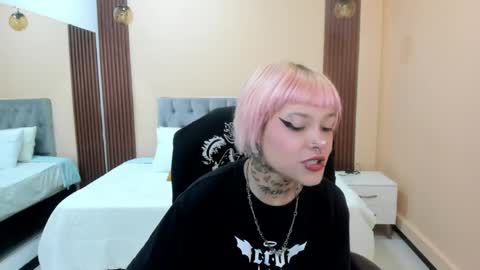 Bela online show from 05-08-26, 11:59
