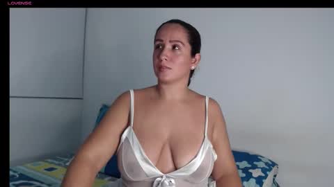 hadid online show from 10-02-25, 04:41