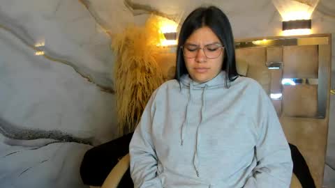Belen online show from 05-02-26, 01:49