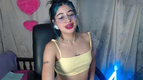 Snapshot of belinda_luna_ chatting on 12-07-24, 01:25 modelo independiente online show from 12-07-24, 01:25