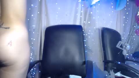 Snapshot of belinda_luna_ chatting on 12-31-24, 12:11 modelo independiente online show from 12-31-24, 12:11