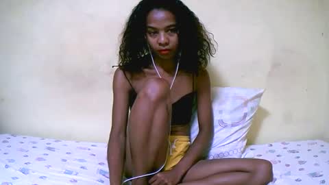 bella193999 online show from 12-09-24, 07:28