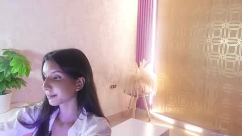 Snapshot of bella19__ chatting on 05-22-26, 08:25 bella19 online show from 05-22-26, 08:25