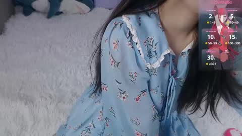 Snapshot of bella___bunny chatting on 02-25-25, 07:47 - online show from 02-25-25, 07:47