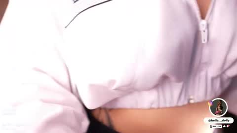 Snapshot of bella__donne chatting on 11-05-25, 11:43 online show from 11-05-25, 11:43