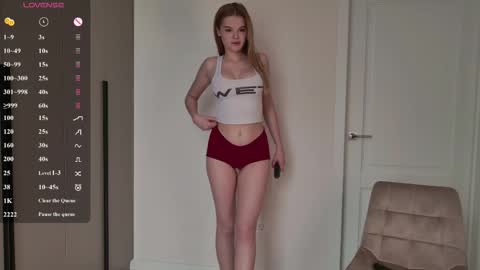 Hi I am Bella online show from 05-08-26, 03:34