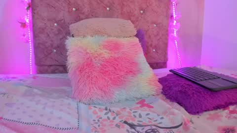 Melanie  online show from 01-10-25, 09:53