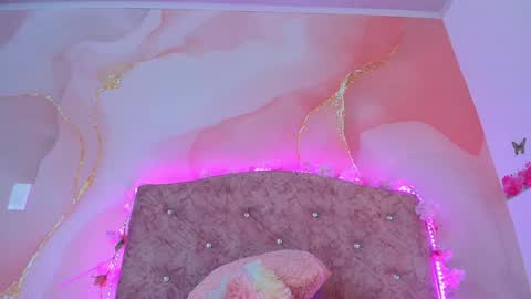 Melanie  online show from 01-27-25, 09:55