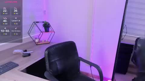 Bella Corbin   online show from 06-17-26, 07:48