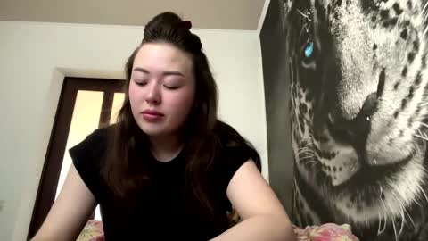 Hanna here Welcome  online show from 05-20-26, 03:13