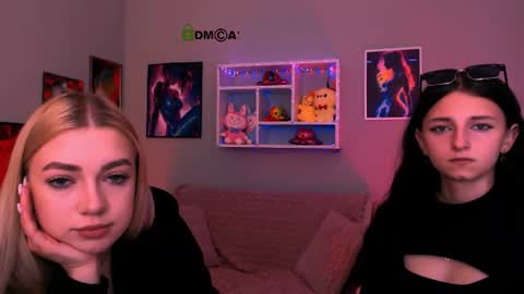Bella online show from 06-17-26, 09:23