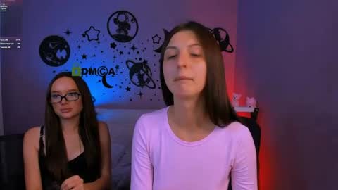 Snapshot of bella_dorn chatting on 07-14-26, 02:05 Bella online show from 07-14-26, 02:05