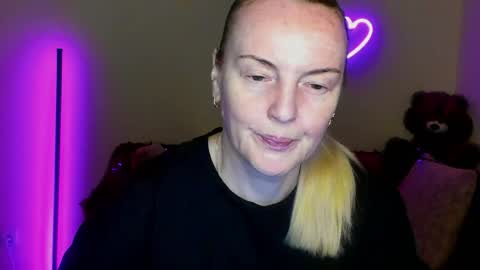 Bella online show from 05-08-26, 05:46