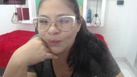 lady online show from 10-03-25, 11:40