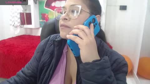 lady online show from 10-20-25, 11:54