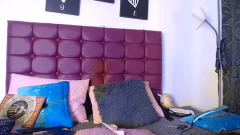 Valentina online show from 02-28-25, 01:58