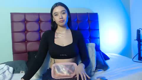 Valentina online show from 11-05-25, 02:11