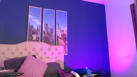 Valentina online show from 05-19-26, 01:56