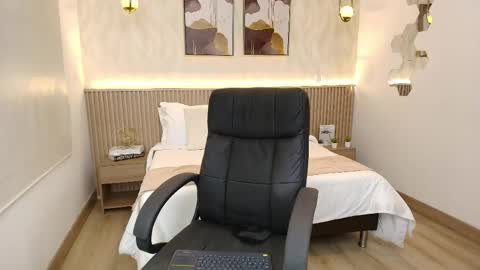 bella_millers online show from 05-04-26, 06:48