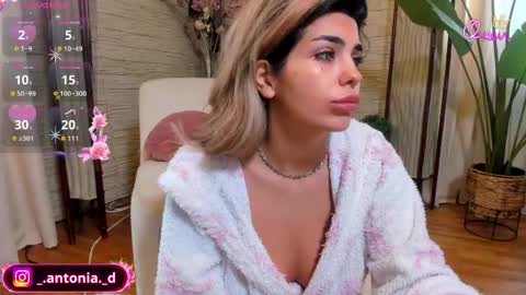 bella_posh online show from 05-10-26, 07:02