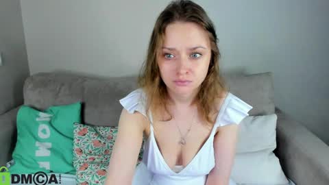 Linda Bella online show from 05-07-26, 01:00