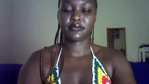 bella_reina online show from 07-11-26, 07:55