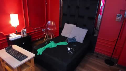 Bella Riviera online show from 01-13-26, 07:41