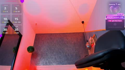 Snapshot of bella_salvatore chatting on 12-14-24, 08:29 online show from 12-14-24, 08:29