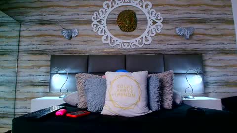 Snapshot of bella_salvatore chatting on 02-12-25, 09:43 online show from 02-12-25, 09:43