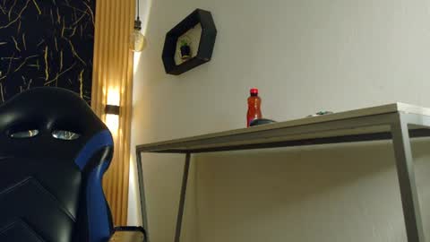     online show from 07-09-26, 08:13