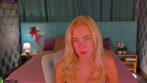 Bella online show from 09-22-25, 12:01